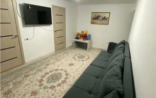 Продажа 4-комнатной квартиры, 64 м², ул. Орлова, дом  107 - Продажа  четырехкомнатных квартир в Караганде без посредников