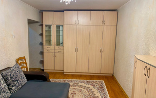 1-комн. квартира, 4/5 этаж, пр. Абая, 16