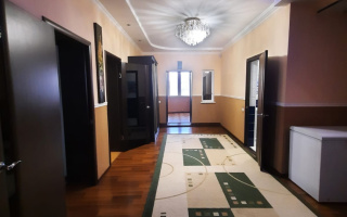 Продажа 6-комнатного дома, 235 м², пр. Тайманова, дом  7 - Продажа домов, коттеджей в Атырау