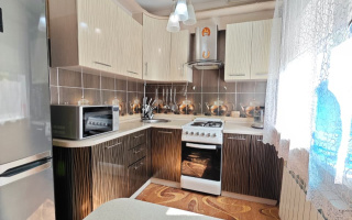 Продажа 3-комнатной квартиры, 62 м², ул. Ержанова, дом  22 - Продажа  трехкомнатных квартир в Караганде с фото