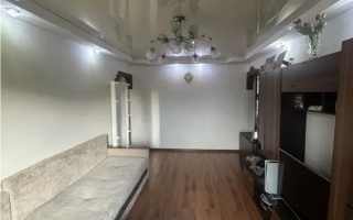 Продажа 3-комнатной квартиры, 62 м², 9 мкр., дом  27 - Продажа  трехкомнатных квартир в Алматы с фото