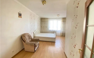 Продажа 1-комнатной квартиры, 43 м², пр. Кошкарбаева, дом  40 - Продажа  однокомнатных квартир в Астане без посредников с фото