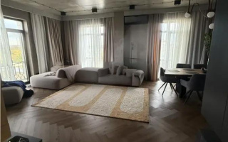 Продажа 4-комнатной квартиры, 157 м², ул. Аманжолова, дом  14/1 - Продажа  четырехкомнатных квартир в Караганде без посредников