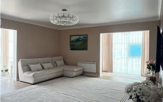 Продажа 3-комнатной квартиры, 167.9 м², ул. Желтоксан, дом  2 - Продажа  трехкомнатных квартир в Астане