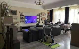 Продажа 7-комнатной квартиры, 246 м² - Продажа пятикомнатных и более квартир в Алматы