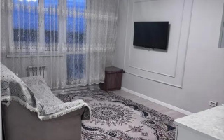 Продажа 1-комнатной квартиры, 46 м², ул. Толе би, дом  285/8 - Продажа  однокомнатных квартир в Алматы с фото