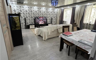 Продажа 4-комнатной квартиры, 93 м², ул. Аманжолова, дом  21 - Продажа  четырехкомнатных квартир в Караганде