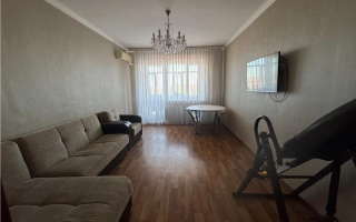 Продажа 3-комнатной квартиры, 75 м², ул. Комиссарова, дом  15 - Продажа  трехкомнатных квартир в Караганде без посредников с фото