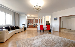 Продажа 5-комнатной квартиры, 195 м² - Продажа квартир в Медеуском р-не Алматы
