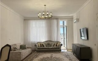 Продажа 2-комнатной квартиры, 113.8 м²