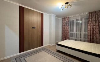 Продажа 1-комнатной квартиры, 42 м²