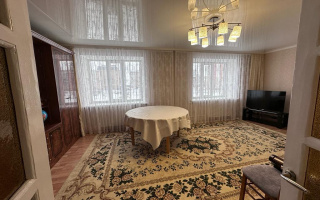 Продажа 3-комнатной квартиры, 102 м², ул. Муканова - Продажа  трехкомнатных квартир в Караганде с фото