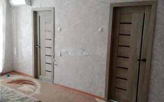 Продажа 4-комнатной квартиры, 61 м² - Недвижимость в Шахтинске