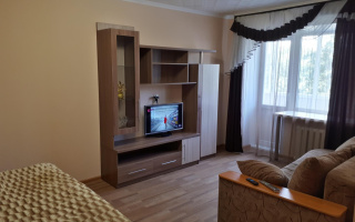 Аренда 1-комнатной квартиры посуточно, 32 м², ул. Потанина, дом  19 - Аренда жилой и коммерческой недвижимости в Усть-Каменогорске