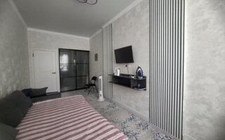 Продажа 1-комнатной квартиры, 42 м²