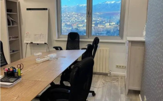 Продажа 7-комнатной квартиры, 330 м² - Продажа пятикомнатных и более квартир в Алматы