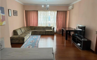 Продажа 2-комнатной квартиры, 100 м², бул. Бухар Жырау, дом  27/5 - Продажа квартир в Алматы