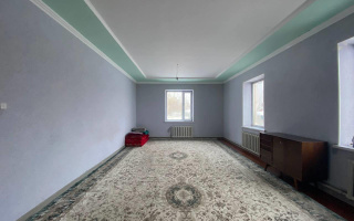 Продажа 6-комнатного дома, 220 м², ул. Луначарского - Продажа домов и коттеджей в Караганде