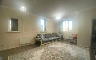 Продажа 2-комнатной квартиры, 90 м², ул. Туркестан, дом  10 - Продажа  двухкомнатных квартир в Астане без посредников с фото