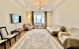 Продажа 2-комнатной квартиры, 81 м²