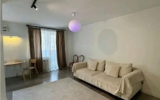 Продажа 2-комнатной квартиры, 43.8 м²