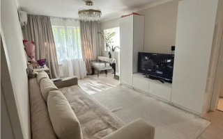 Продажа 3-комнатной квартиры, 60 м², мкр-н 5, дом  9 - Продажа квартир в Казахстане