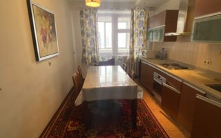 Продажа 3-комнатной квартиры, 98 м²