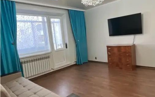 Продажа 3-комнатной квартиры, 63 м², мкр-н Голубые Пруды, дом  15 - Продажа  трехкомнатных квартир в Караганде без посредников с фото