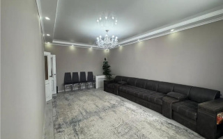 Продажа 3-комнатной квартиры, 147 м², мкр-н Голубые Пруды, дом  5/4 - Продажа квартир в Караганде без посредников с фото