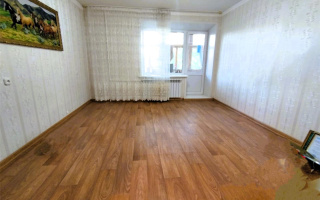 Продажа 4-комнатной квартиры, 72 м², пр. Республики - Продажа  четырехкомнатных квартир в Караганде