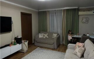 Продажа 3-комнатной квартиры, 54 м²
