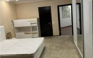 Продажа 3-комнатной квартиры, 137 м², ул. Жазылбека, дом  20 - Продажа  трехкомнатных квартир в Алматы с фото