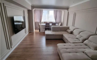 Продажа 4-комнатной квартиры, 113 м², ул. Зенкова, дом  70 - Продажа квартир в Алматы