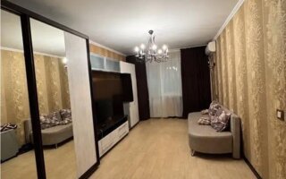 Продажа 3-комнатной квартиры, 60 м²
