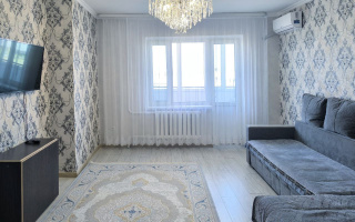 Продажа 2-комнатной квартиры, 60 м², пр. Шахтеров - Продажа жилой и коммерческой недвижимости в Караганде