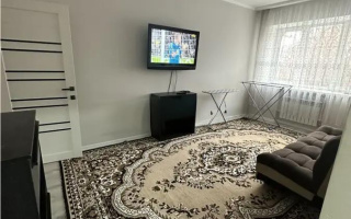 Продажа 4-комнатной квартиры, 70 м², ул. Спортивная, дом  3 - Продажа  четырехкомнатных квартир в Алматы