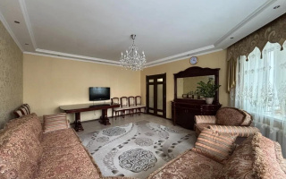 Продажа 3-комнатной квартиры, 106 м², ул. Сейфуллина, дом  7 - Продажа  трехкомнатных квартир в Астане с фото