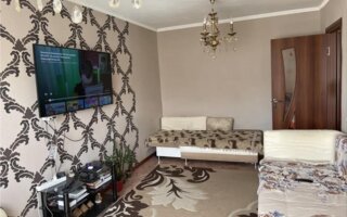 Продажа 3-комнатной квартиры, 63 м²