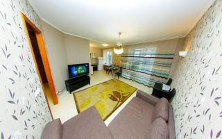 Аренда 2-комнатной квартиры посуточно, 60 м², ул. Кирова, дом  55 - Аренда жилой и коммерческой недвижимости в Усть-Каменогорске