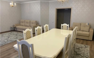 Продажа 4-комнатной квартиры, 147.9 м², ул. Е-251, дом  4/1 - Продажа  четырехкомнатных квартир в Астане без посредников с фото