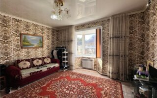 Продажа 4-комнатного дома, 51.3 м²