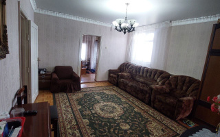 Продажа 6-комнатного дома, 123.8 м², ул. Леонида Беды - Продажа домов, коттеджей в Костанае