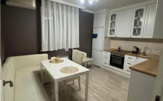 Продажа 1-комнатной квартиры, 40 м², пр. Тауелсыздык, дом  21/5 - Продажа  однокомнатных квартир в Астане с фото