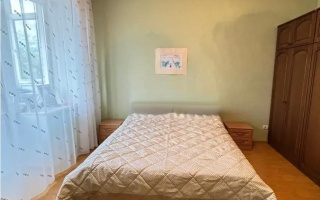 Продажа 4-комнатной квартиры, 145 м², ул. Желтоксан, дом  22/1 - Продажа  четырехкомнатных квартир в Астане