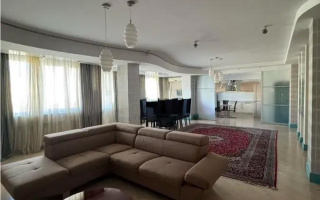 Продажа 3-комнатной квартиры, 190 м², ул. Кунаева, дом  14 - Продажа  трехкомнатных квартир в новостройках Астаны с фото
