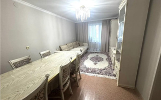 Продажа 3-комнатной квартиры, 59 м², ул. Язева, дом  17 - Продажа  трехкомнатных квартир в Караганде с фото