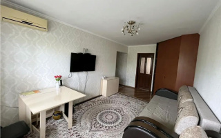 Продажа 3-комнатной квартиры, 60 м², мкр-н Аксай-2, дом  11 - Продажа квартир в Алматы