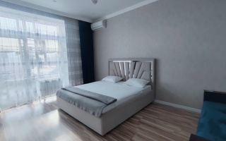 Аренда 1-комнатной квартиры посуточно, 42 м², пр. Туран, дом  46/4 - ул. Орынбор - Аренда квартир помесячно в Казахстане