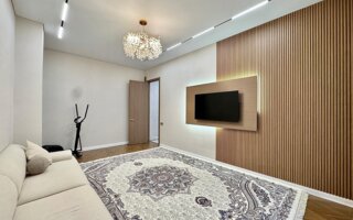 Продажа 2-комнатной квартиры, 65 м²