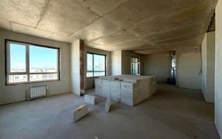 Продажа 4-комнатной квартиры, 129 м²